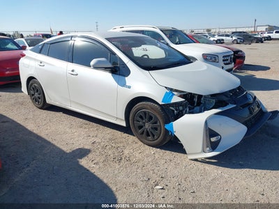 TOYOTA PRIUS PRIME 2017