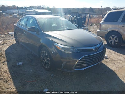 TOYOTA AVALON 2018