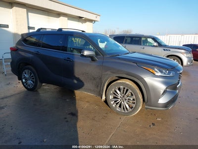 TOYOTA HIGHLANDER 2023