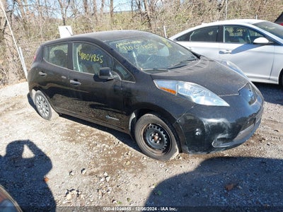 NISSAN LEAF 2013