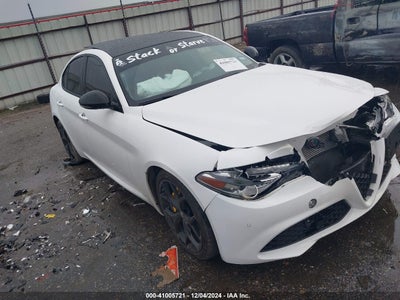 ALFA ROMEO GIULIA 2021