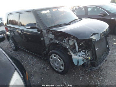 SCION XB 2010