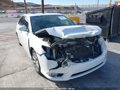 TOYOTA AVALON 2011