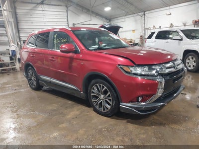 MITSUBISHI OUTLANDER 2017