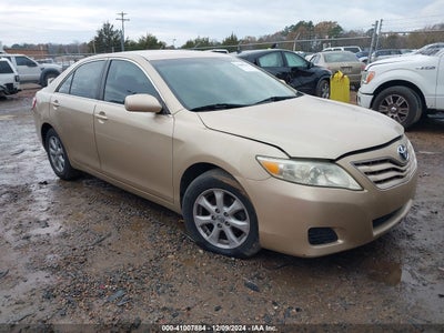 TOYOTA CAMRY 2011