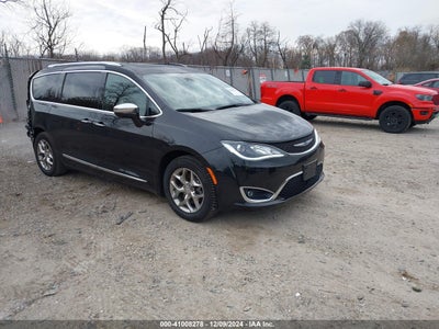 CHRYSLER PACIFICA 2018