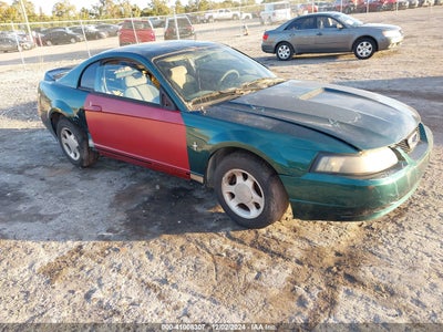 FORD MUSTANG 2001