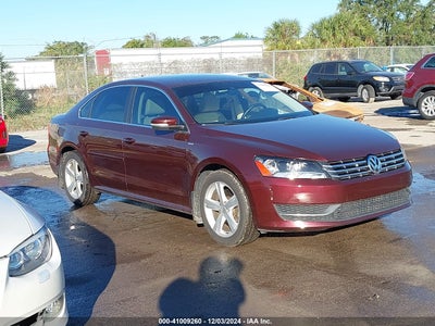 VOLKSWAGEN PASSAT 2014