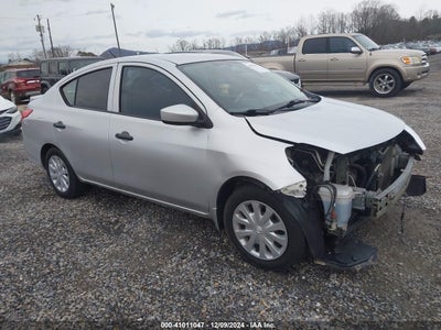 NISSAN VERSA 2016