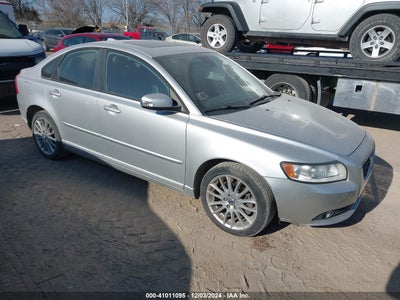 VOLVO S40 2011