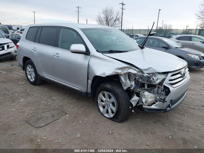 TOYOTA HIGHLANDER 2013