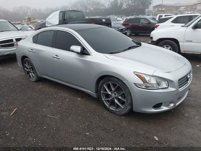 NISSAN MAXIMA 2011