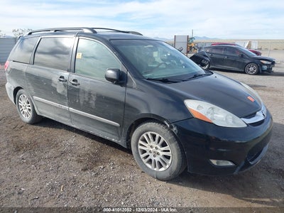 TOYOTA SIENNA 2009