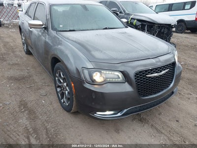 CHRYSLER 300 2015