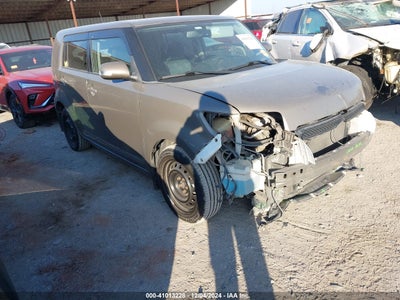 SCION XB 2012