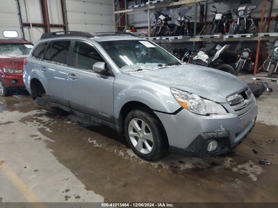 SUBARU OUTBACK 2014