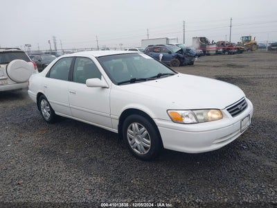 TOYOTA CAMRY 2001