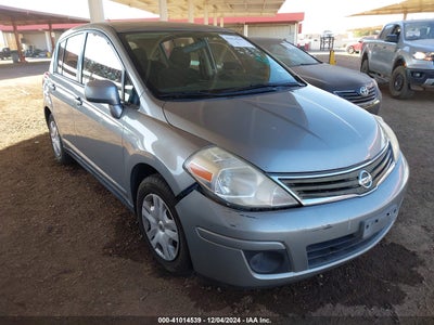 NISSAN VERSA 2011