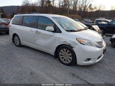 TOYOTA SIENNA 2012
