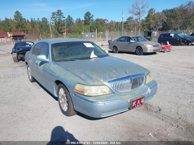 LINCOLN TOWN CAR 2006