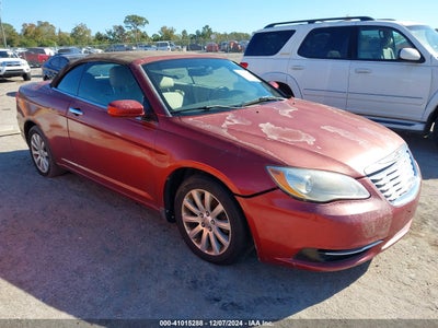 CHRYSLER 200 2011