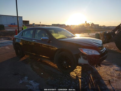 CHRYSLER 200 2011