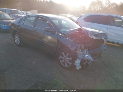 TOYOTA CAMRY 2011