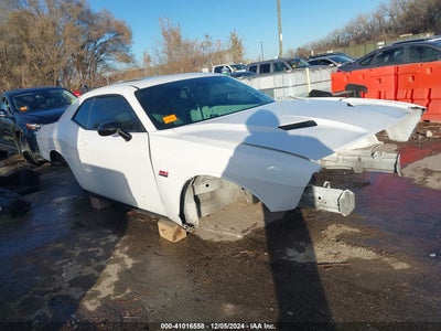 DODGE CHALLENGER 2016