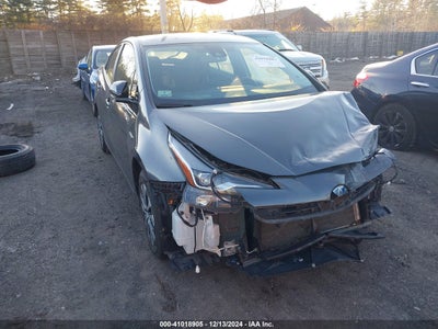 TOYOTA PRIUS 2019