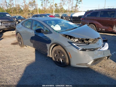 TOYOTA PRIUS 2024