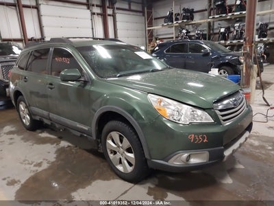 SUBARU OUTBACK 2010