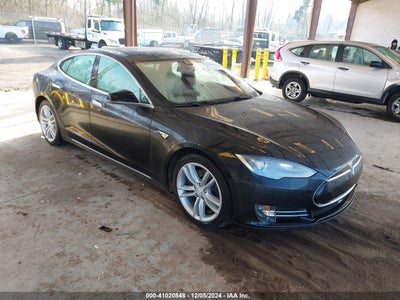 TESLA MODEL S 2015