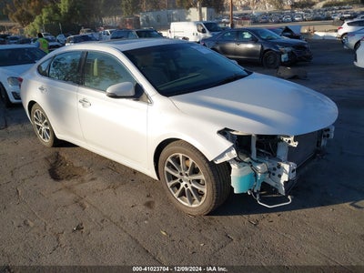 TOYOTA AVALON 2015