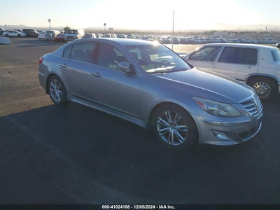 HYUNDAI GENESIS 2013