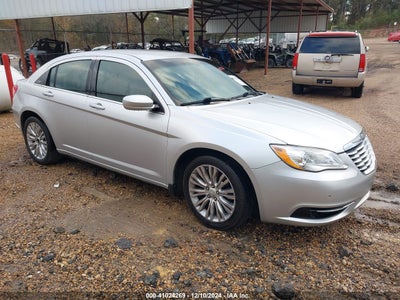 CHRYSLER 200 2012
