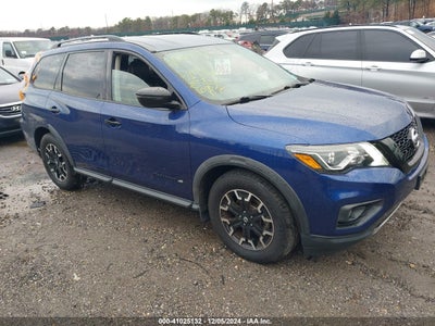 NISSAN PATHFINDER 2019