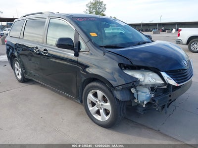TOYOTA SIENNA 2013