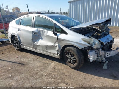 TOYOTA PRIUS 2013