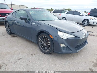 SCION FR-S 2015
