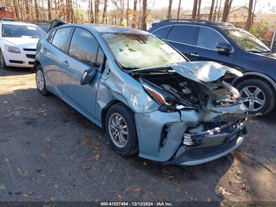 TOYOTA PRIUS 2019
