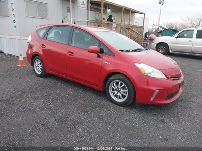 TOYOTA PRIUS V 2012