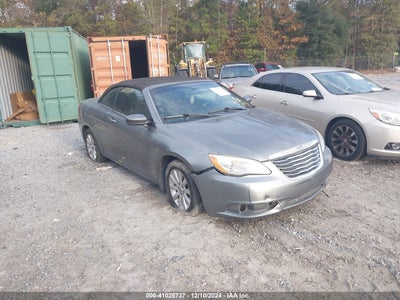 CHRYSLER 200 2012