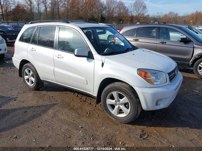 TOYOTA RAV4 2005