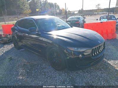 MASERATI LEVANTE 2017