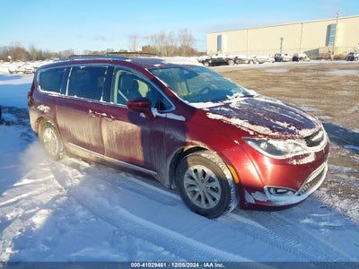 CHRYSLER PACIFICA 2018