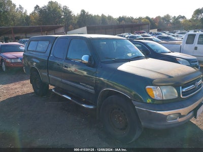 TOYOTA TUNDRA 2002