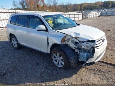 TOYOTA HIGHLANDER 2013