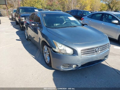 NISSAN MAXIMA 2011