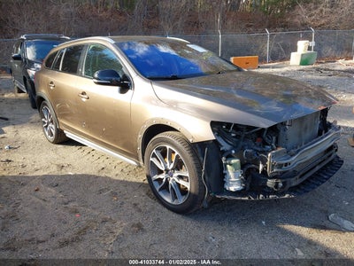 VOLVO V60 CROSS COUNTRY 2016