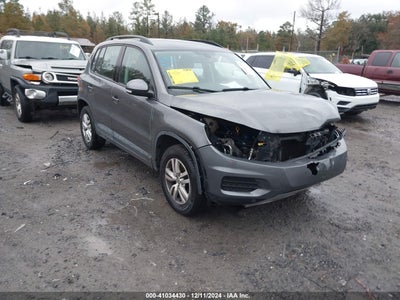 VOLKSWAGEN TIGUAN 2016